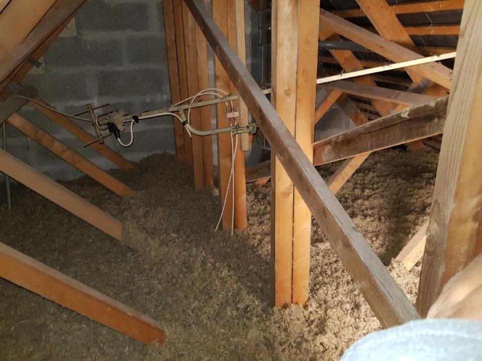 Isolation avec laine de roche souffle 